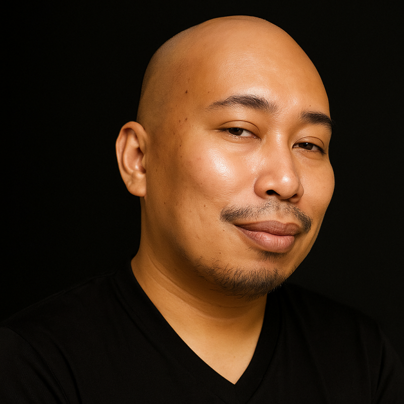 Jeebs Unabia headshot YOVEO Digital