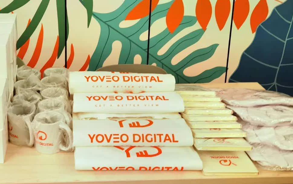 YOVEO Merchandise